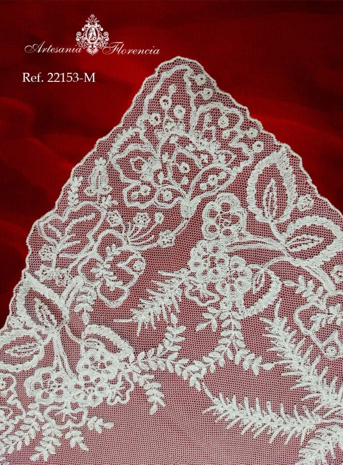 Mantilla de Media Luna