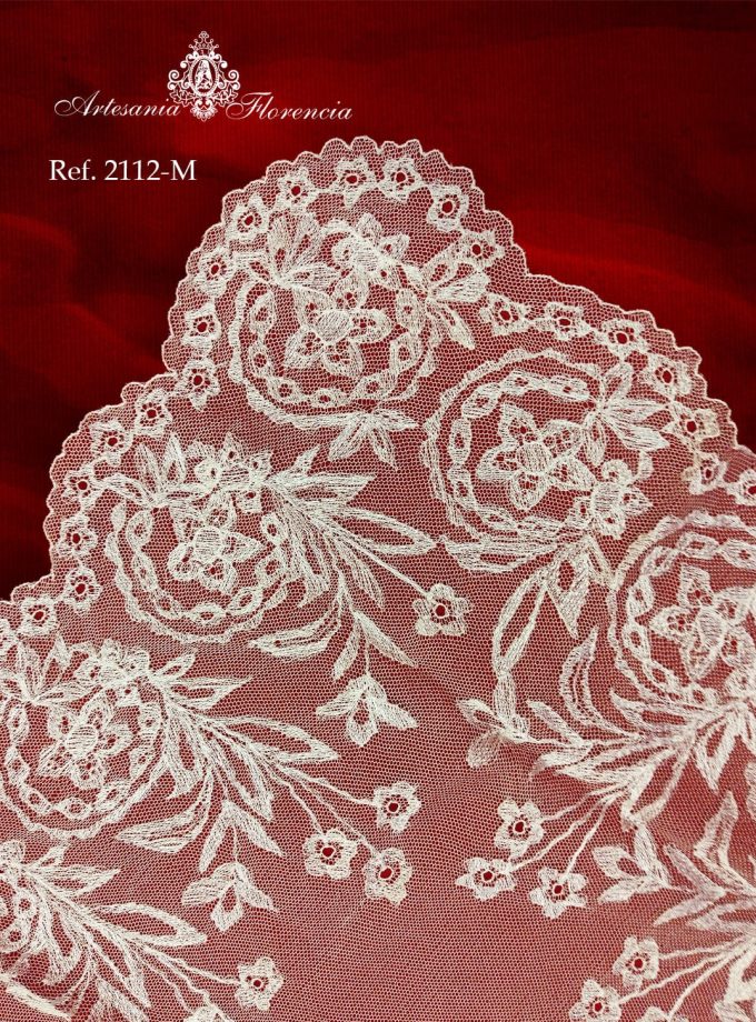 Mantilla de Media Luna