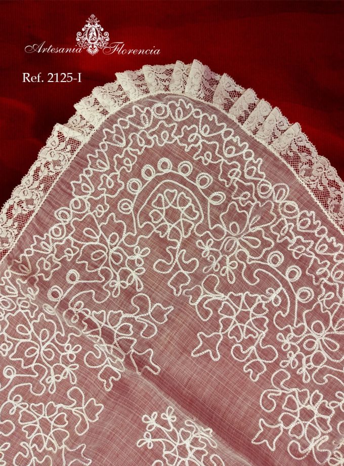 Mantilla de Media Luna