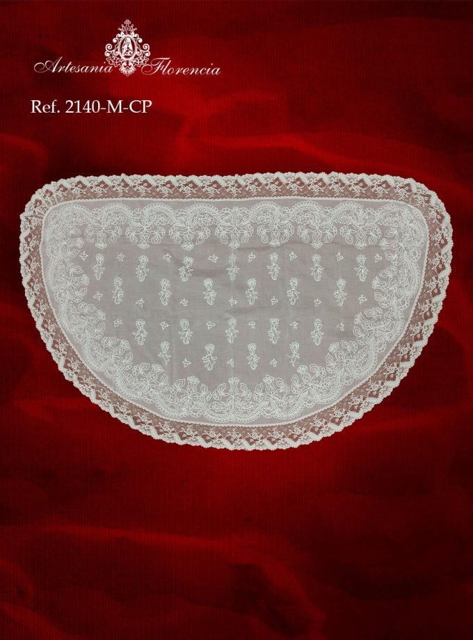 Mantilla de Media Luna