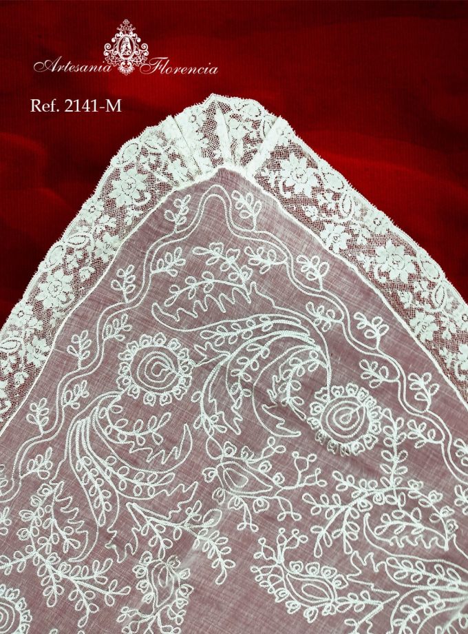 Mantilla de Media Luna