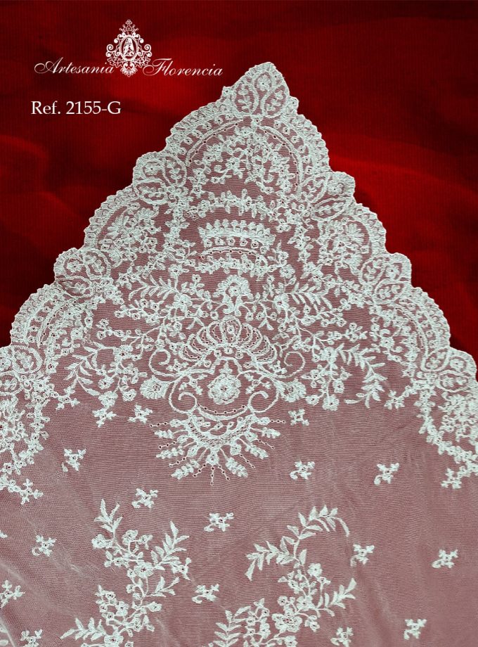 Mantilla de Media Luna