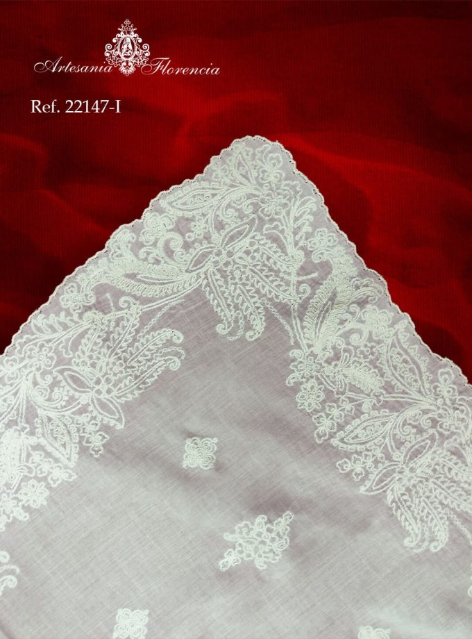 Mantilla de Media Luna